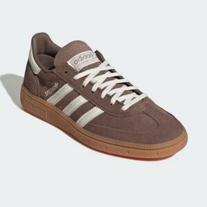 adidas Handball Spezial - Brown Suede Sneakers with Cream Stripes New In Box